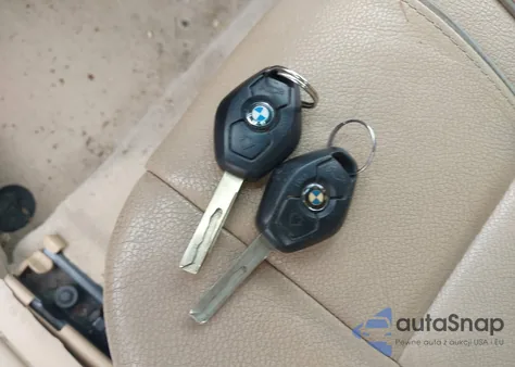 2007 BMW X3 3.0Si из США, поврежденный, VIN WBXPC93427WF20190